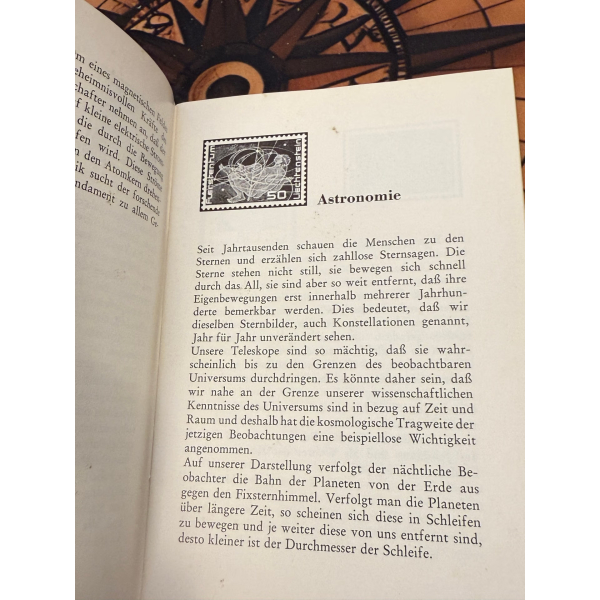 globalcollection.ch - Jubiläumsausgabe Briefmarke aus dem Fürstentum Liechtenstein, 28. August 1969 auf Produktseite mit Astronomie-Text.