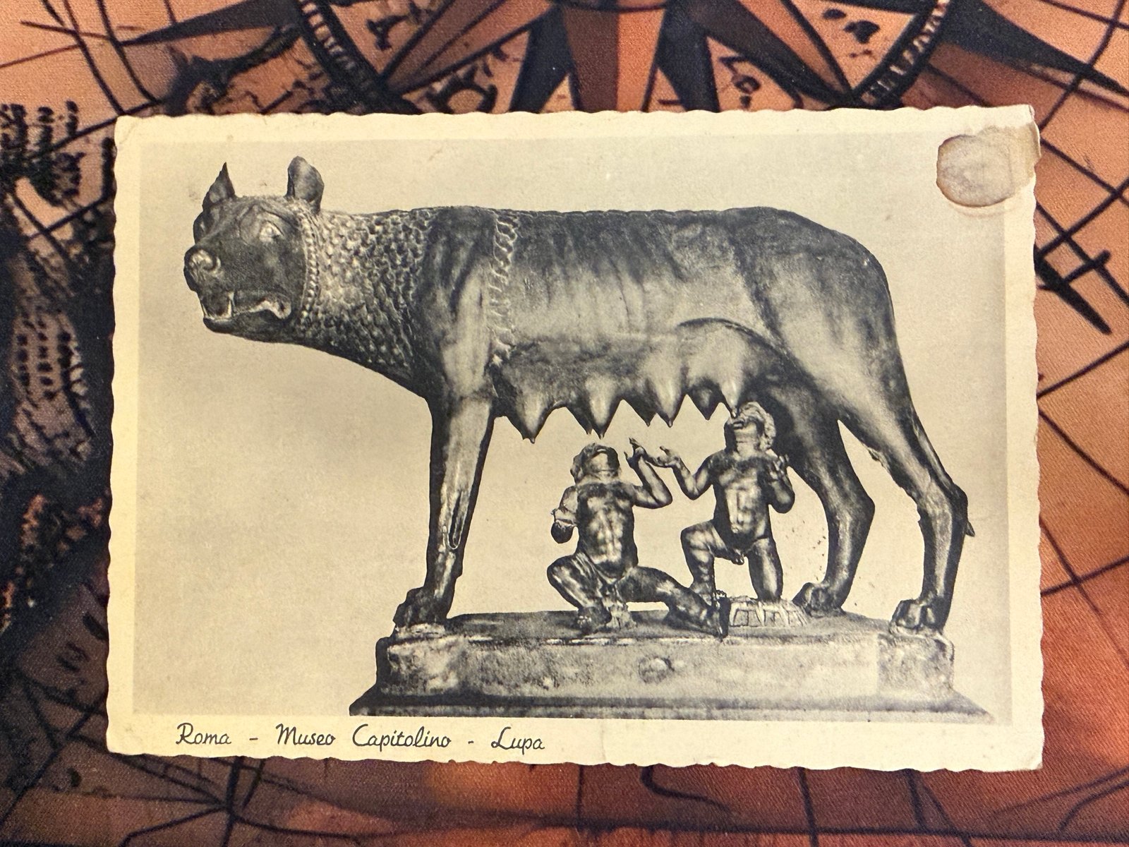 Vatikan 1937 – Postkarte „Lupa Capitolina“ nach Istanbul, portorichtig